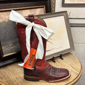 CUTE red cowboy boots❤️